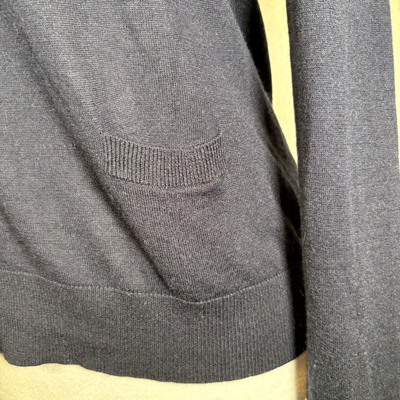 Jigsaw Navy Silk/Wool/Cashmere Blend Lightweight Sweater Size Medium - Picture 4 of 7